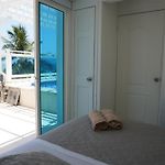 Luxury Beachfront Villa Private Pool & Terrace