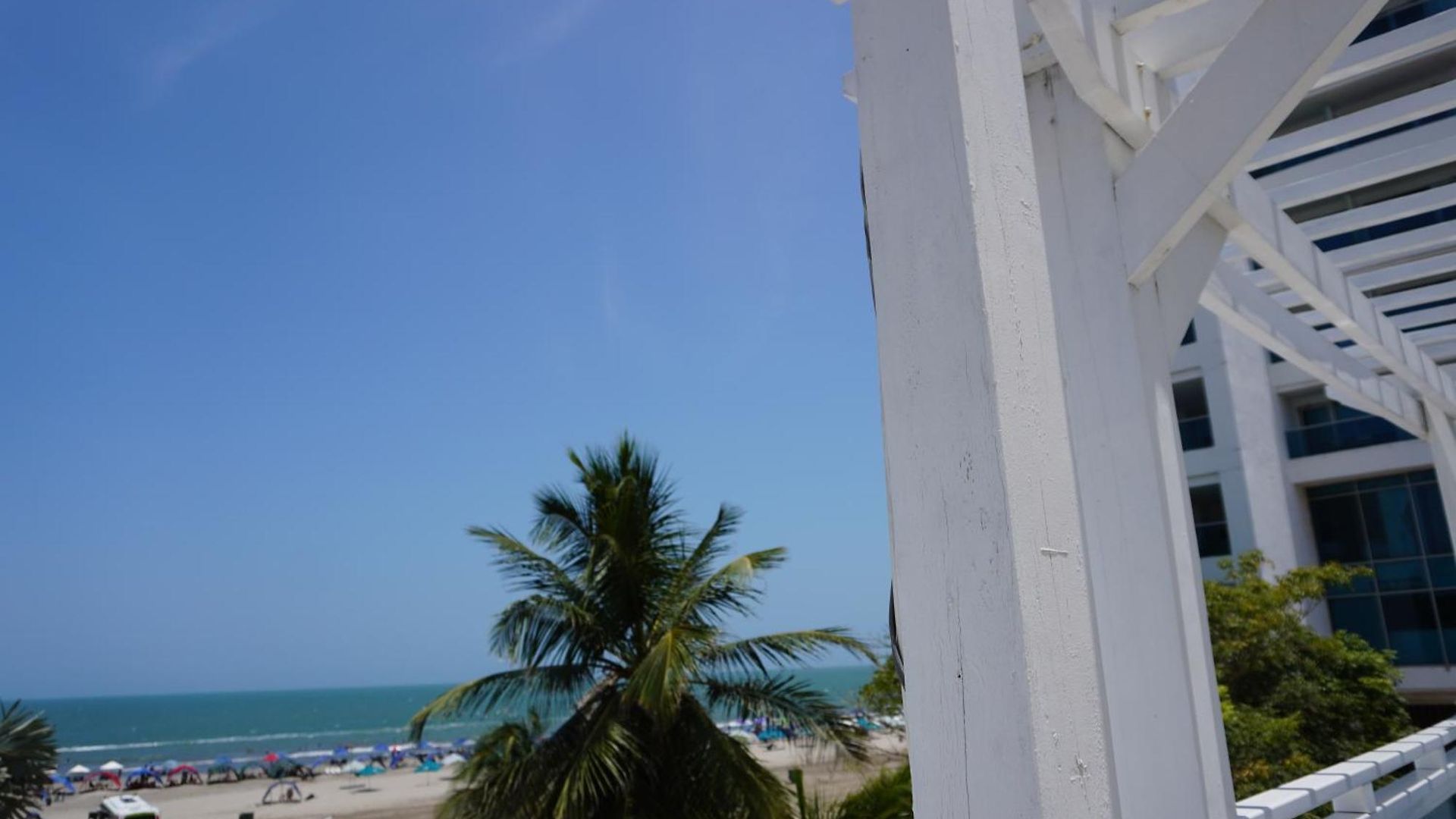 Luxury Beachfront Private Pool & Terrace Villa *