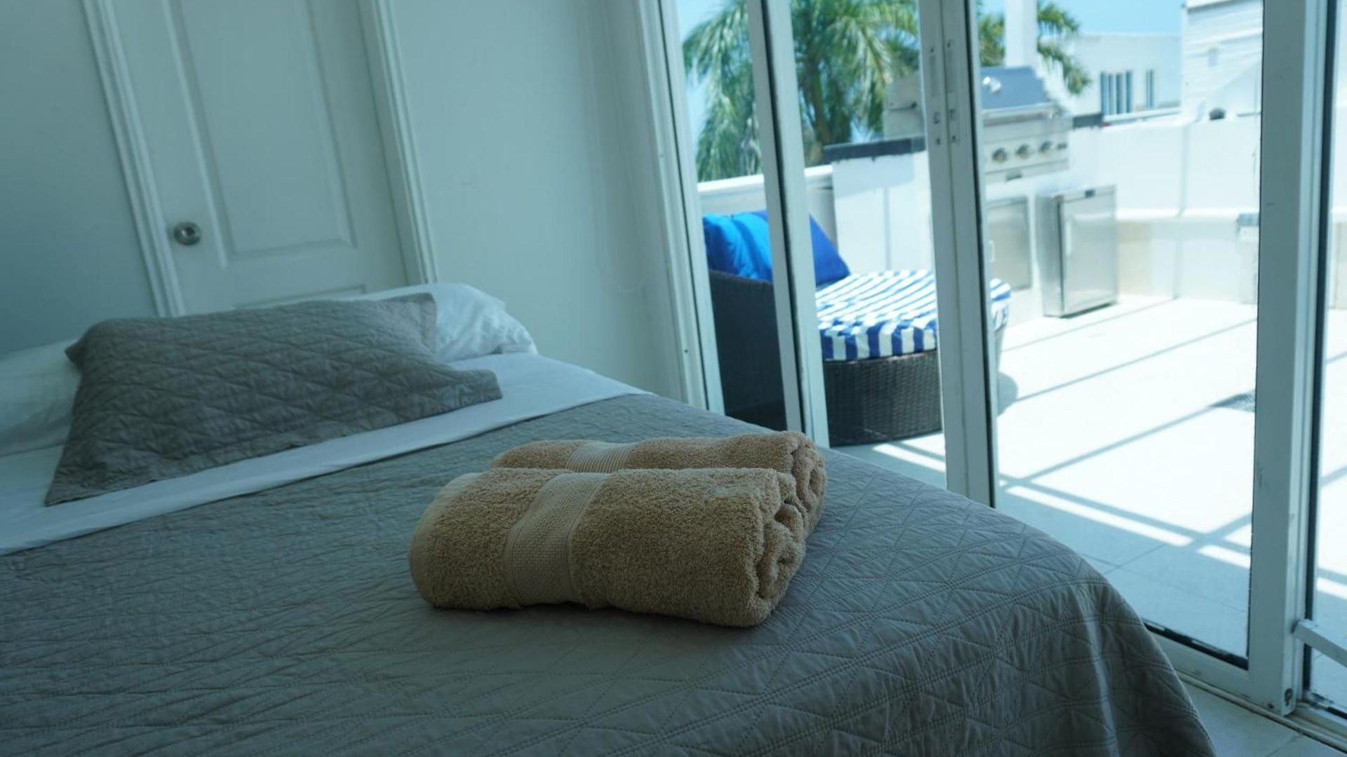 Villa Luxury Beachfront Private Pool & Terrace Cartagena