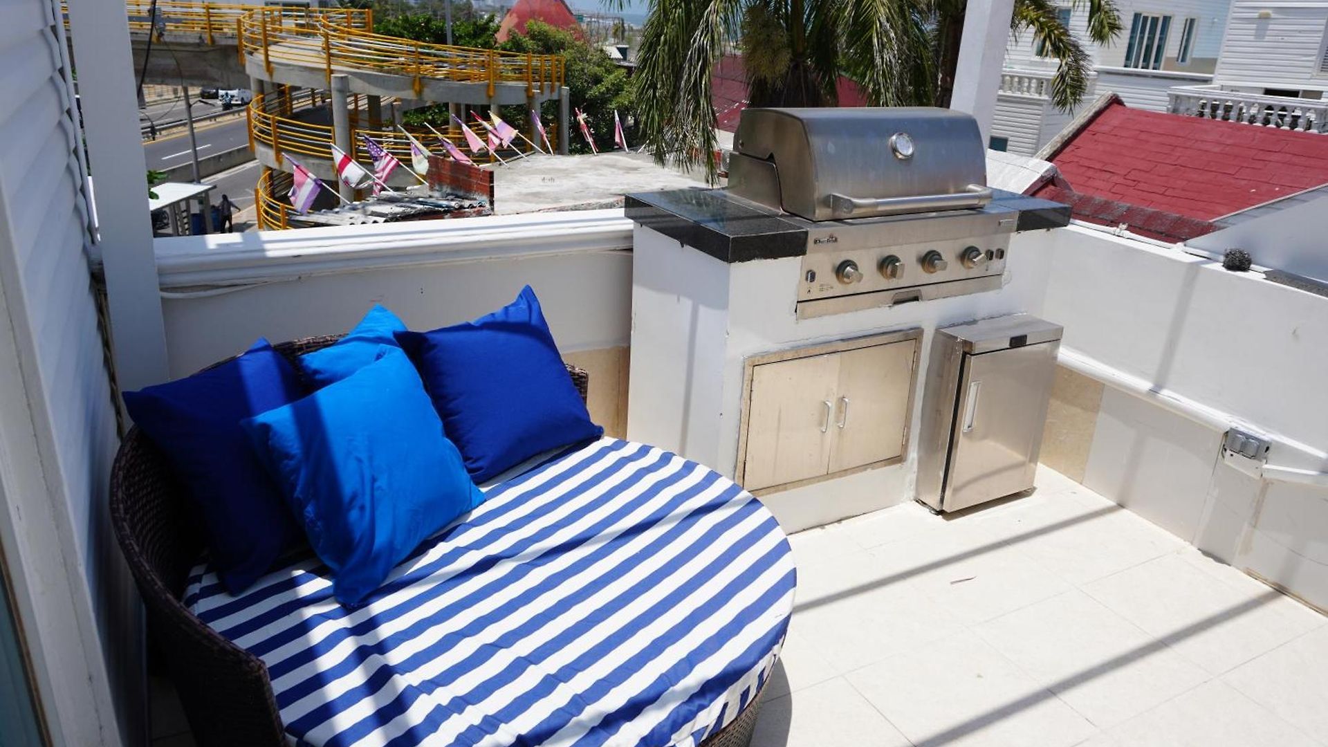 Luxury Beachfront Private Pool & Terrace Cartagena
