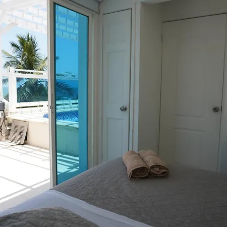 Villa Luxury Beachfront Private Pool & Terrace Cartagena