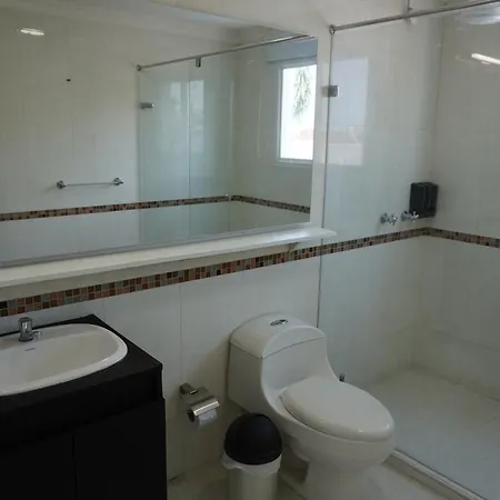 Villa Luxury Beachfront Private Pool & Terrace