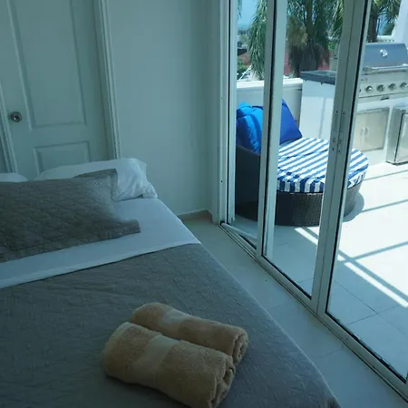 Luxury Beachfront Private Pool & Terrace Cartagena