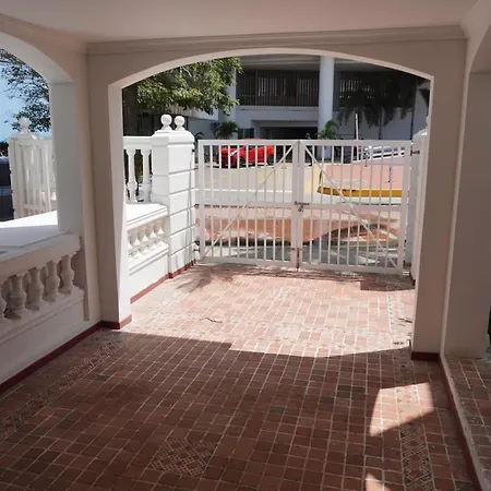 Luxury Beachfront Private Pool & Terrace Villa