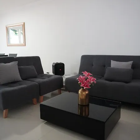 Luxury Beachfront Private Pool & Terrace Cartagena