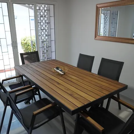 Villa Luxury Beachfront Private Pool & Terrace